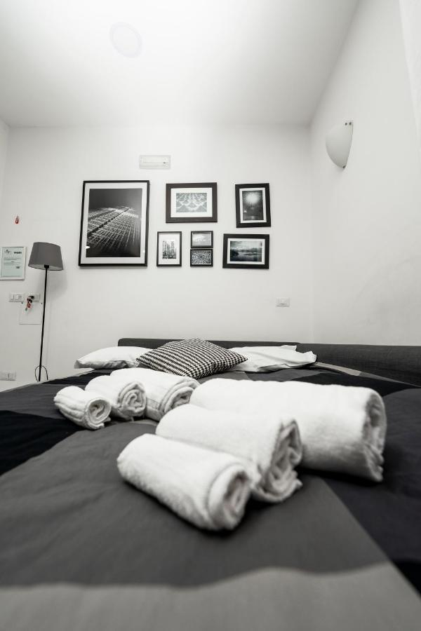Donna Chiara Holiday House - Toledo ナポリ エクステリア 写真