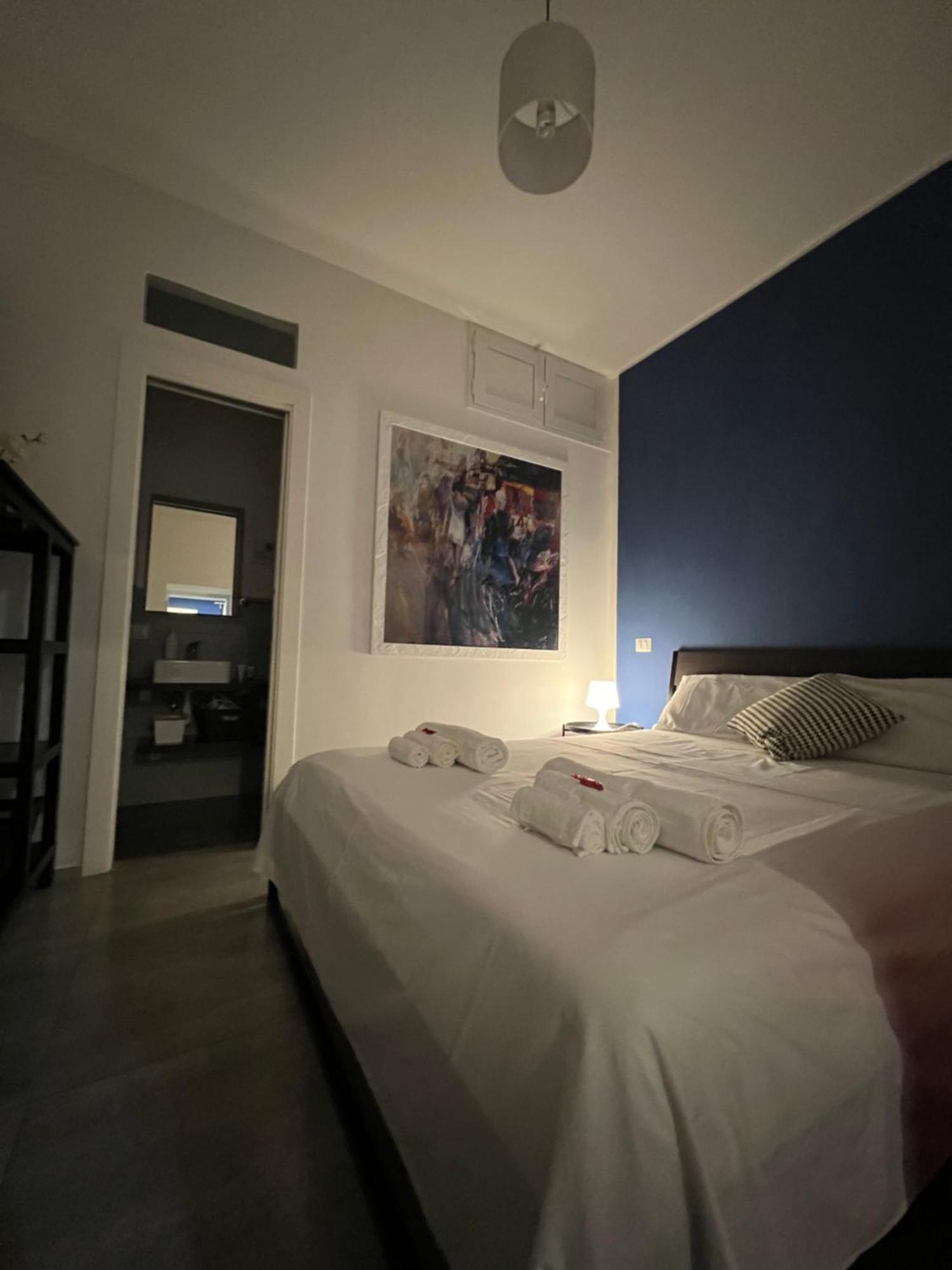 Donna Chiara Holiday House - Toledo ナポリ エクステリア 写真